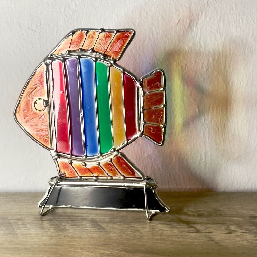 Vtg Stained Painted Glass Rainbow Fish Standing Light Diffuser Tropical Colors - Picture 4 of 4